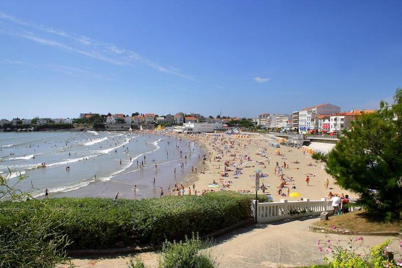 Royan - Pleine Vue Mer Pour Cet Appartement Classe 2 Etoiles - Les Tamaris Экстерьер фото