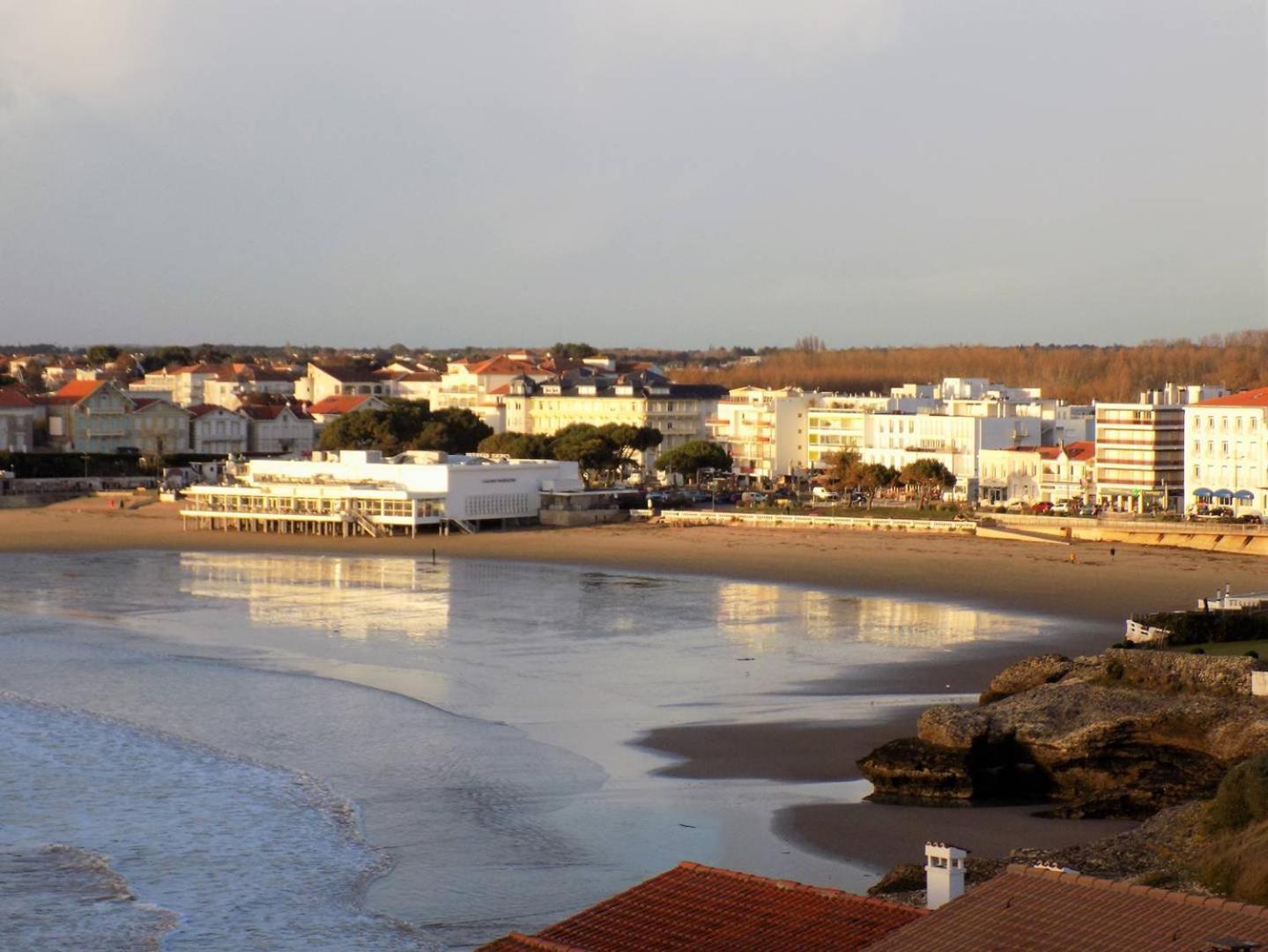 Royan - Pleine Vue Mer Pour Cet Appartement Classe 2 Etoiles - Les Tamaris Экстерьер фото